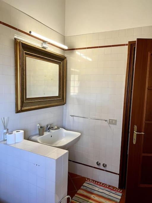 Apartment In Villa La Carruba Rivergaro Buitenkant foto